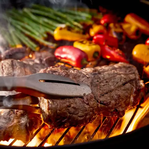 Parrilla/Asador Weber Original Kettle 22” Salute to Service Verde con Sistema One-Touch — imagen 7