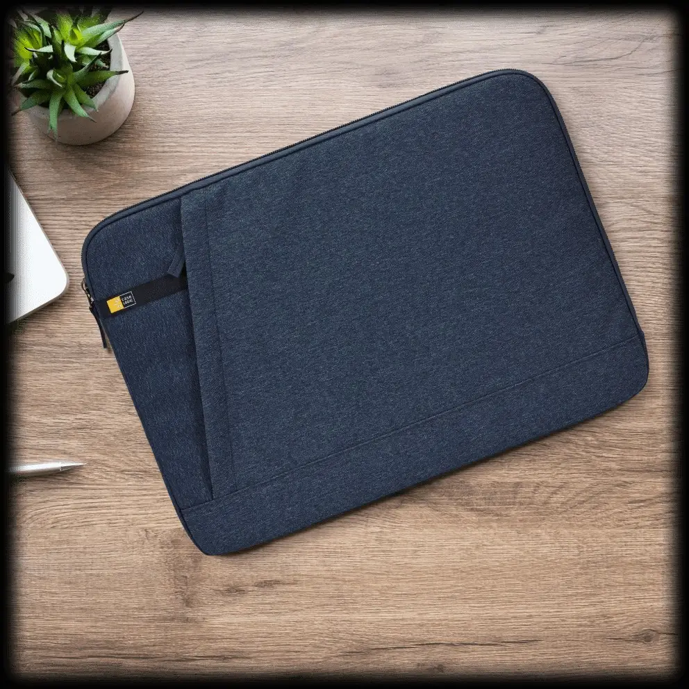 Portafolios Case Logic para Laptop de 15.6”'s photo #1