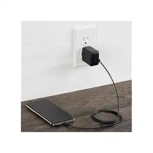 Cargador USB Amazon Basics 12W 2.4A (1 unidad) miniatura 5